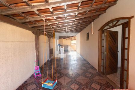 Varanda da Sala de casa à venda com 3 quartos, 584m² em Regina (barreiro), Contagem