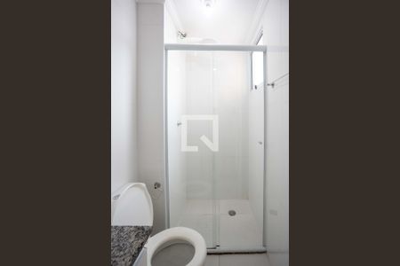 Banheiro de apartamento para alugar com 2 quartos, 75m² em Canhema, Diadema