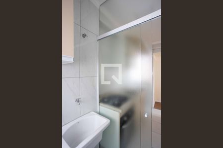 Área de Serviço de apartamento para alugar com 2 quartos, 75m² em Canhema, Diadema
