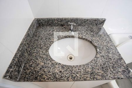 Apartamento para alugar com 75m², 2 quartos e 1 vaga Apartamento para alugar com 75m², 2 quartos e 1 vagaBanheiro