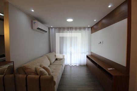 Sala de apartamento para alugar com 2 quartos, 72m² em Camorim, Rio de Janeiro