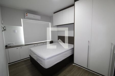 Suíte de apartamento para alugar com 2 quartos, 72m² em Camorim, Rio de Janeiro