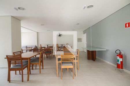 Apartamento à venda com 65m², 2 quartos e 1 vagaCondomínio - Salão de Festas 