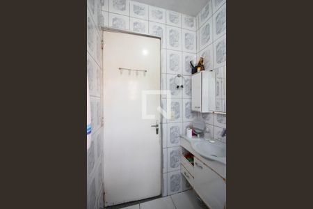 Banheiro de apartamento à venda com 2 quartos, 46m² em Itaquera, São Paulo