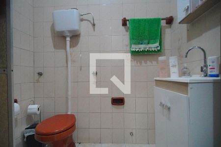 Casa à venda com 140m², 2 quartos e 2 vagasBanheiro