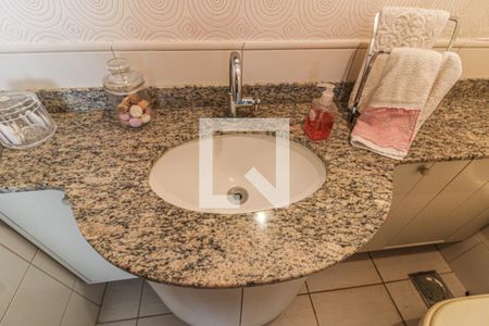 Casa de condomínio para alugar com 600m², 4 quartos e 6 vagasLavabo