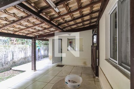 Casa de condomínio para alugar com 600m², 4 quartos e 6 vagasÁrea externa 