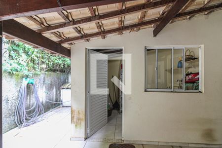 Casa de condomínio para alugar com 600m², 4 quartos e 6 vagasÁrea externa 