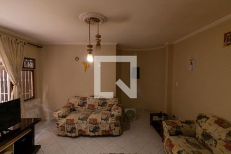 Sala de TV de casa à venda com 2 quartos, 132m² em Vila Santana, São Paulo