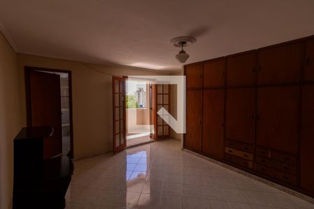Casa à venda com 132m², 2 quartos e 2 vagasSuíte 1