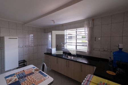 Casa à venda com 132m², 2 quartos e 2 vagasCozinha