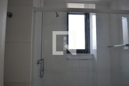 Apartamento à venda com 87m², 2 quartos e 1 vaga Apartamento à venda com 87m², 2 quartos e 1 vagaBanheiro