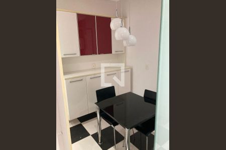 Apartamento à venda com 87m², 2 quartos e 1 vaga Apartamento à venda com 87m², 2 quartos e 1 vagaCozinha