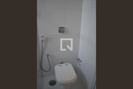 Apartamento à venda com 87m², 2 quartos e 1 vaga Apartamento à venda com 87m², 2 quartos e 1 vagaBanheiro