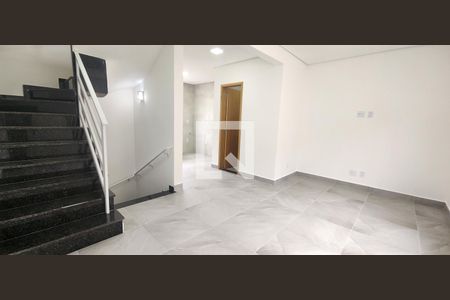 Sala de casa para alugar com 2 quartos, 100m² em Marapé, Santos