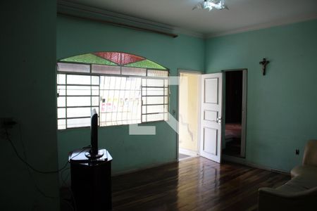 Sala de casa à venda com 4 quartos, 350m² em Riacho das Pedras, Contagem