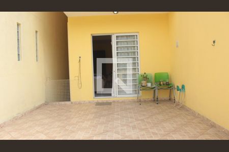 Sacada de casa para alugar com 2 quartos, 106m² em Cidade Intercap, Taboão da Serra