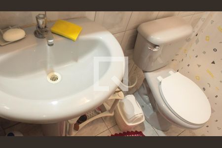 Casa para alugar com 106m², 2 quartos e 1 vagaBanheiro