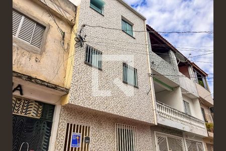 Casa para alugar com 40m², 1 quarto e sem vaga Casa para alugar com 40m², 1 quarto e sem vagaFachada