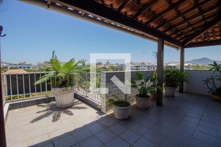 Apartamento à venda com 150m², 2 quartos e 1 vaga Apartamento à venda com 150m², 2 quartos e 1 vagaVaranda