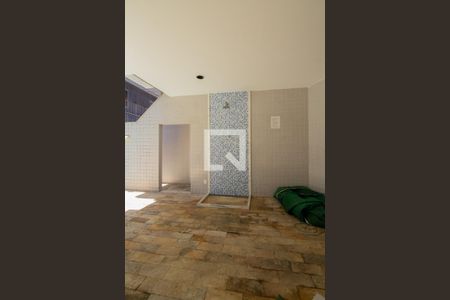 Apartamento à venda com 150m², 2 quartos e 1 vaga Apartamento à venda com 150m², 2 quartos e 1 vagaÁrea comum - Piscina