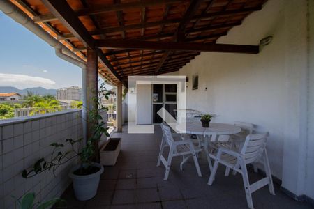 Apartamento à venda com 150m², 2 quartos e 1 vaga Apartamento à venda com 150m², 2 quartos e 1 vagaVaranda