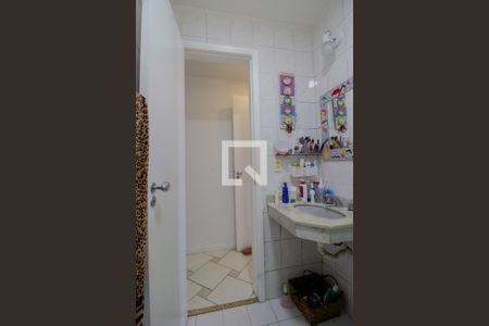 Apartamento à venda com 150m², 2 quartos e 1 vaga Apartamento à venda com 150m², 2 quartos e 1 vagaBanheiro da Suíte