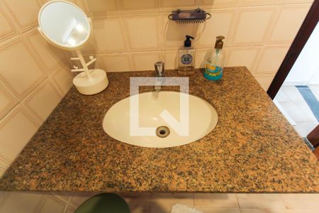 Casa à venda com 180m², 3 quartos e 2 vagasBanheiro de serviço