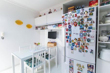 Casa à venda com 180m², 3 quartos e 2 vagasCozinha