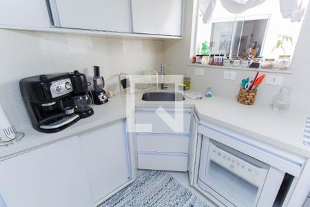 Casa à venda com 180m², 3 quartos e 2 vagasCozinha