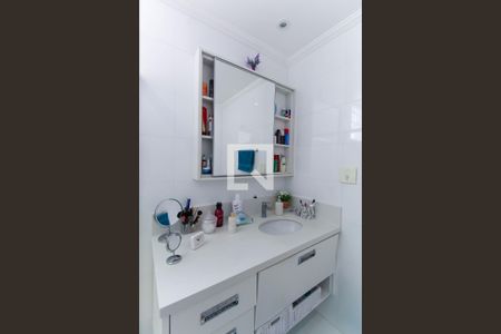 Casa à venda com 180m², 3 quartos e 2 vagasBanheiro da Suíte 2