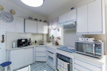 Casa à venda com 180m², 3 quartos e 2 vagasCozinha