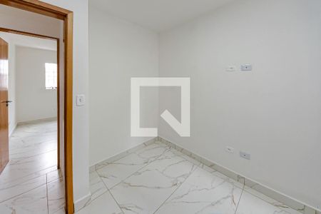 Quarto 2 de apartamento para alugar com 2 quartos, 45m² em Vila Ivone, São Paulo