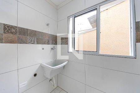 Sala/Cozinha de apartamento para alugar com 2 quartos, 45m² em Vila Ivone, São Paulo