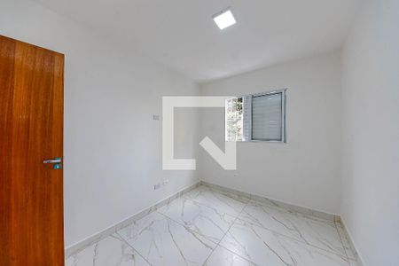 Quarto 1 de apartamento para alugar com 2 quartos, 45m² em Vila Ivone, São Paulo
