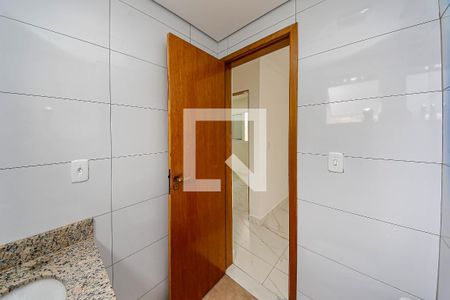 Apartamento para alugar com 45m², 2 quartos e sem vaga Apartamento para alugar com 45m², 2 quartos e sem vagaBanheiro