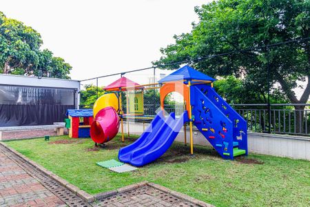 Apartamento à venda com 67m², 3 quartos e 2 vagas Apartamento à venda com 67m², 3 quartos e 2 vagasÁrea comum - Playground
