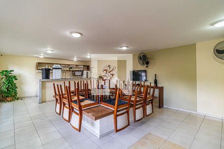 Apartamento à venda com 67m², 3 quartos e 2 vagas Apartamento à venda com 67m², 3 quartos e 2 vagasÁrea comum - Salão de festas