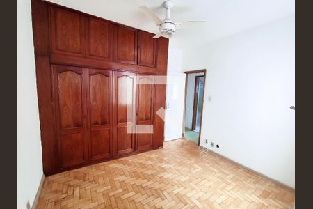 Apartamento para alugar com 110m², 4 quartos e 1 vagaQuarto 3 - Armários