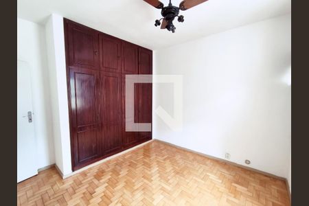 Apartamento para alugar com 110m², 4 quartos e 1 vagaQuarto 2 - Armários