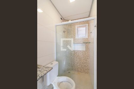 Banheiro da Suite de apartamento para alugar com 2 quartos, 65m² em Vila Humaita, Santo André