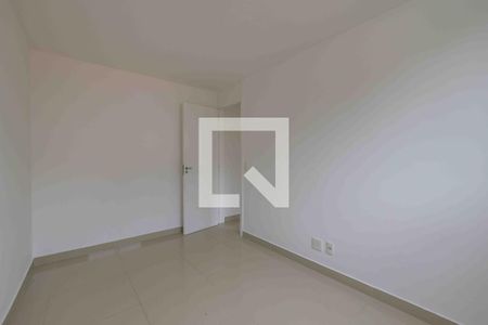 Quarto 1 de apartamento para alugar com 2 quartos, 45m² em Vargem Pequena, Rio de Janeiro