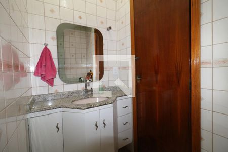 Casa à venda com 150m², 3 quartos e 2 vagasLavabo