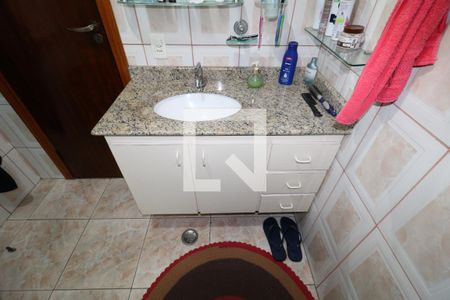 Casa à venda com 150m², 3 quartos e 2 vagasBanheiro da Suíte