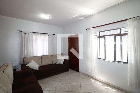 Sala de casa à venda com 3 quartos, 150m² em Vila Sabrina, São Paulo