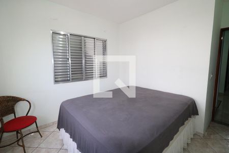 Casa à venda com 150m², 3 quartos e 2 vagasQuarto 1