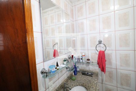 Casa à venda com 150m², 3 quartos e 2 vagasBanheiro da Suíte