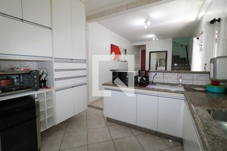 Casa à venda com 150m², 3 quartos e 2 vagasCozinha