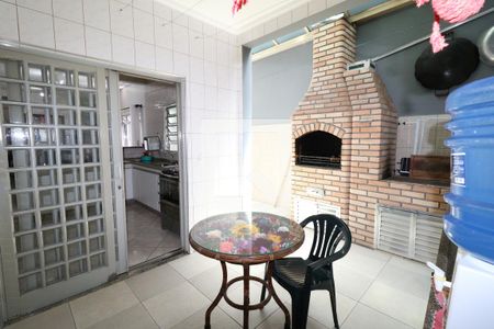 Casa à venda com 150m², 3 quartos e 2 vagasÁrea de Serviço Gourmet