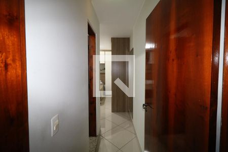 Casa à venda com 150m², 3 quartos e 2 vagasCorredor